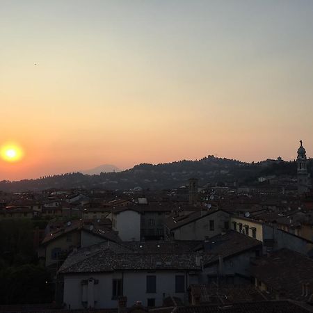 Villa Casa Michelangelo Bergamo Esterno foto